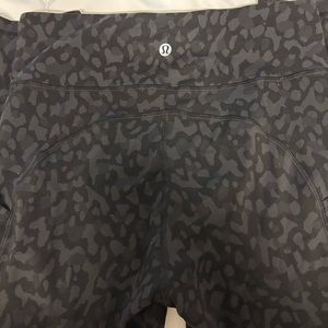 Lululemon cropped leggings